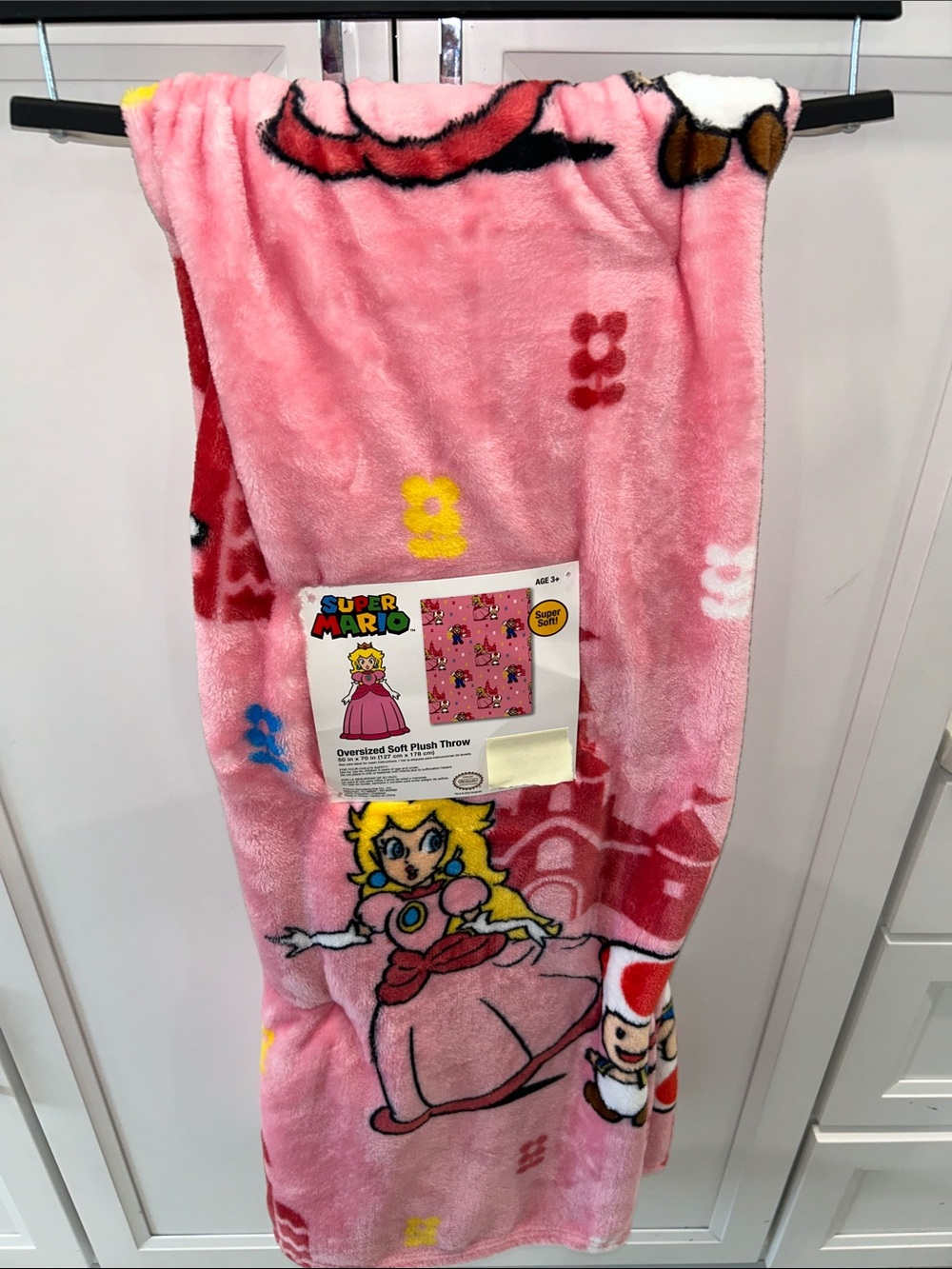 Nintendo Princess Peach, Mario & Toad Oversized Plush Throw Blanket